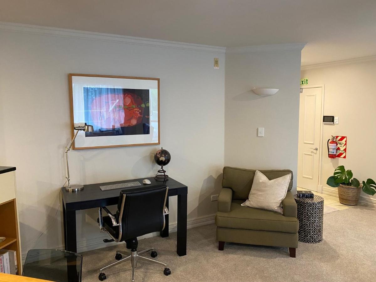 West End Precinct 2 Bedroom Apartment Close To Walkway And Ocean New Plymouth Exterior photo